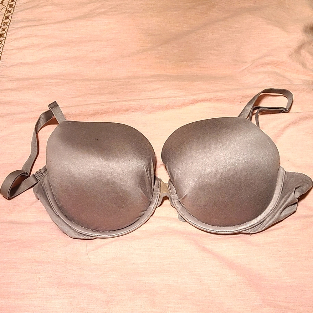 Grey/Silver Victoria Secret Bra